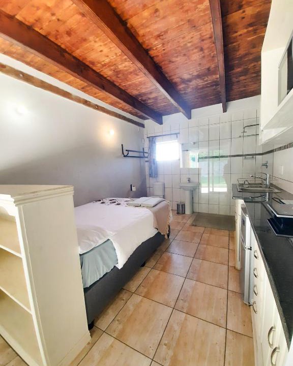 Helderberg Rural Hotel | Greystones Self Catering Chalet 1