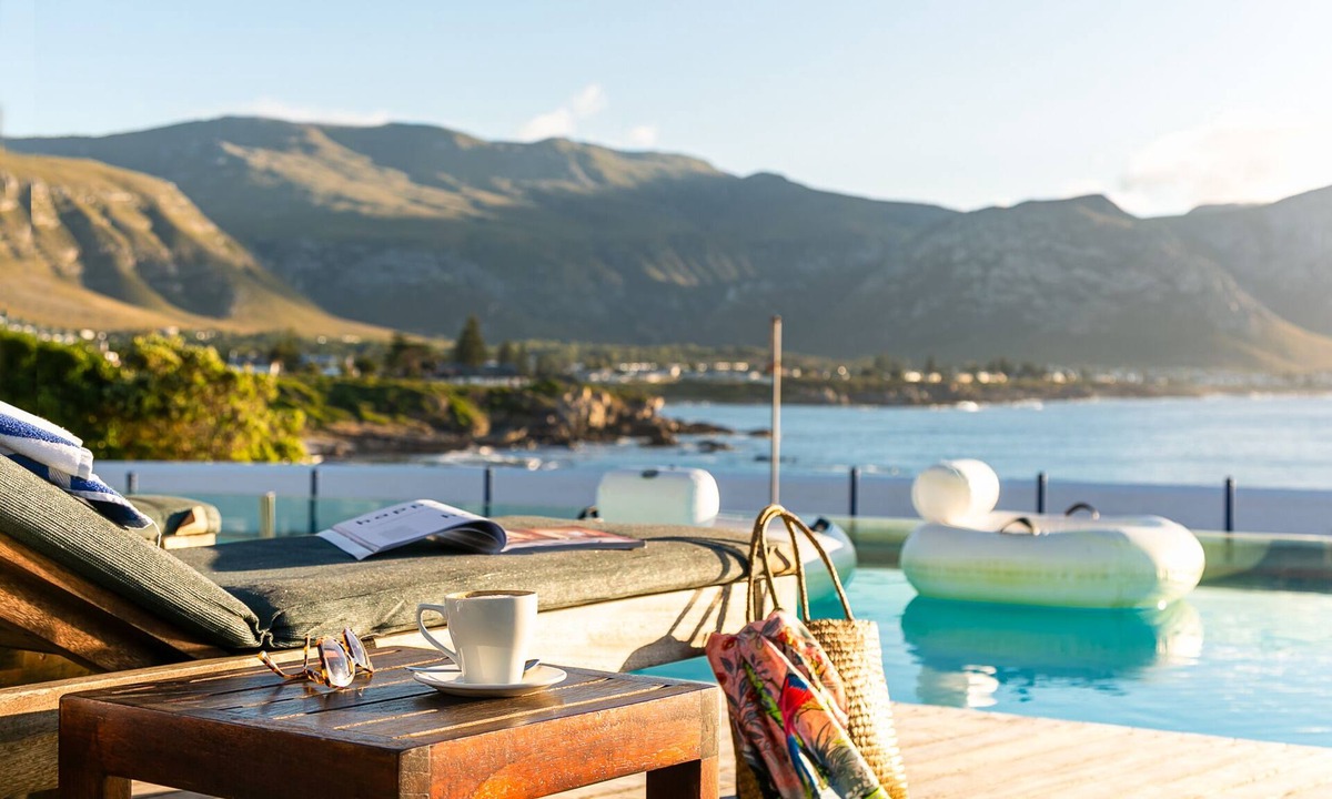 Hermanus City-Centre Hotel | Harbour House Hotel