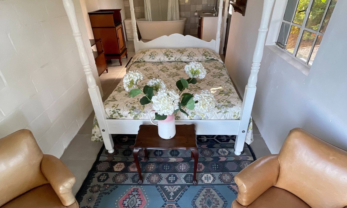 Grabouw House | Honeymoon Stay at The James Family Farm