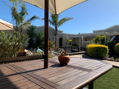 Plumstead House | Kaya La Provence