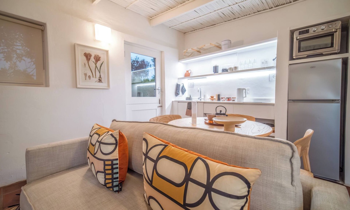 Yzerfontein Bed & Breakfast | Khwa ttu San Culture & Education Centre