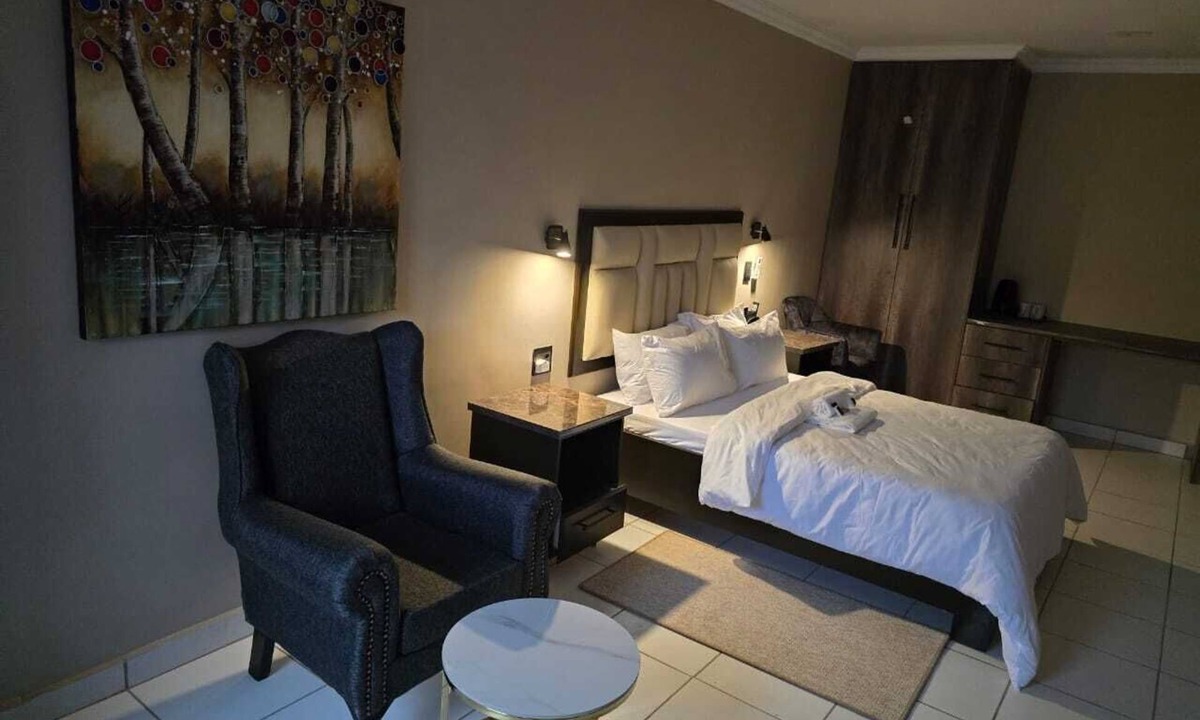 Eldoraigne House | La Majestic Guest Lodge