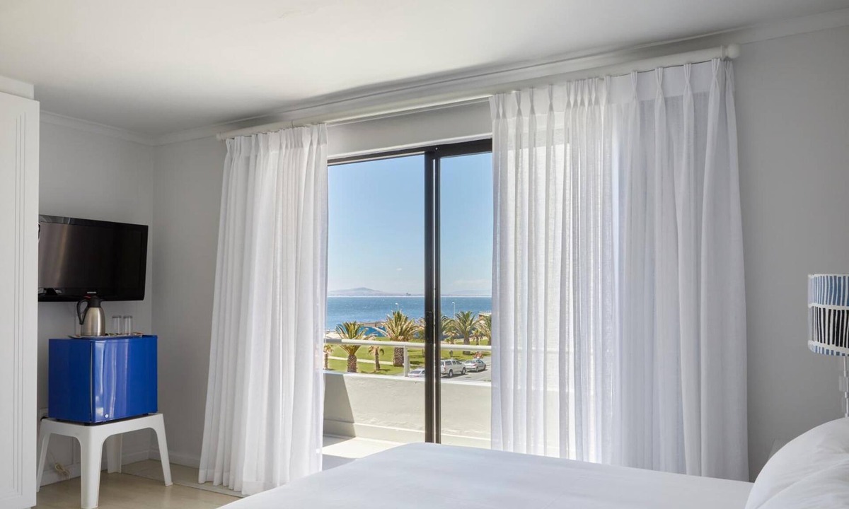 Mouille Point Hotel | La Splendida Hotel by NEWMARK
