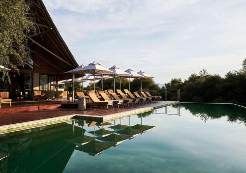 Leeupoort Cabin | LETAMO at QWABI Private Game Reserve by Newmark Hotels
