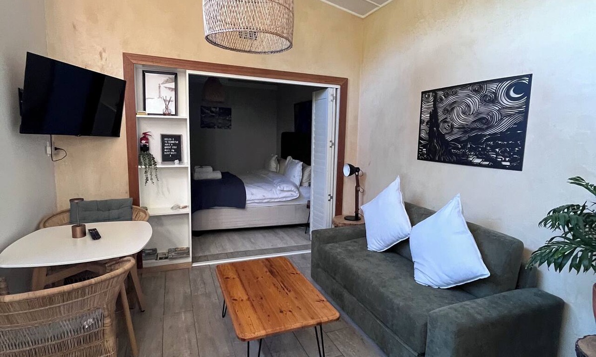 Kommetjie Apartment | Lighthouse Beach cottage, Cape Town apartment by the beach near Cape Point