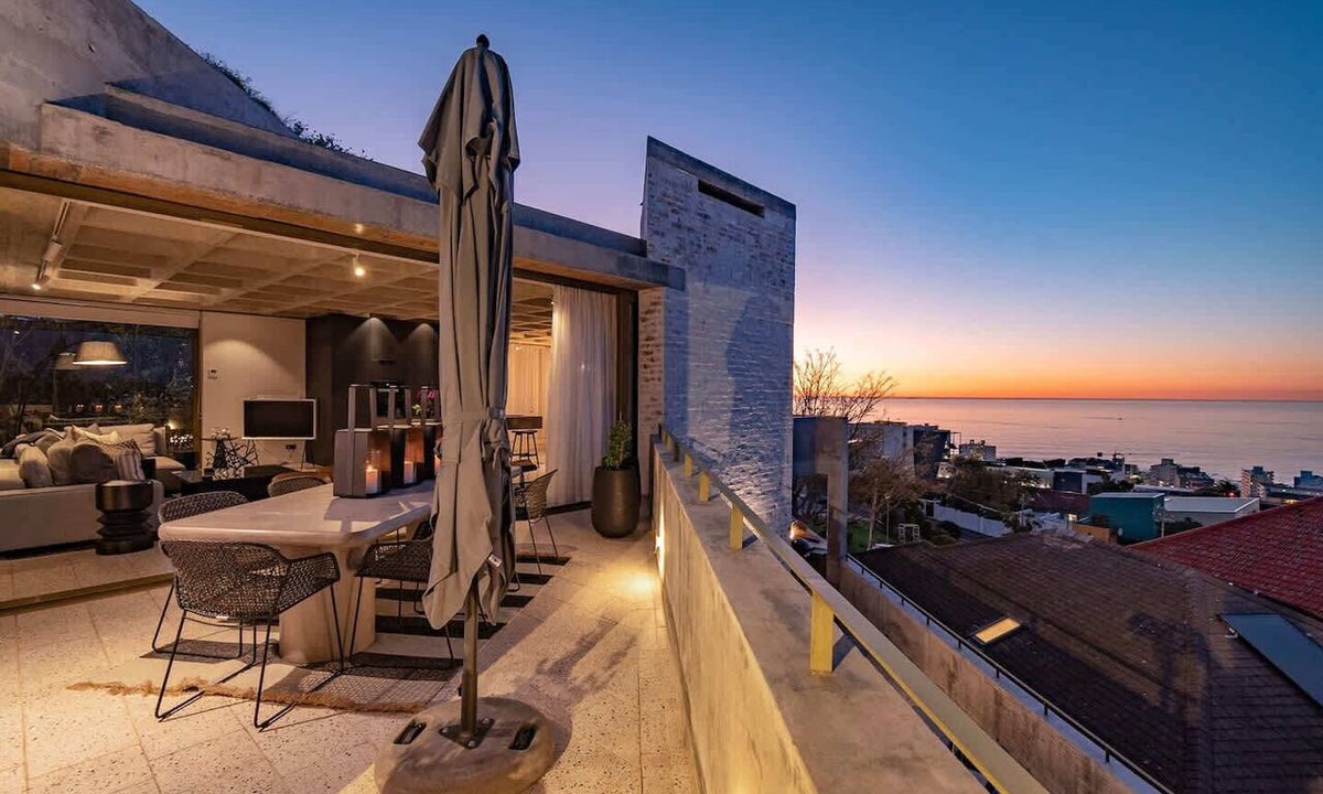Sea Point Apartment | Luxurious, Pool, Views, Sea Point - Luna Penthouse
