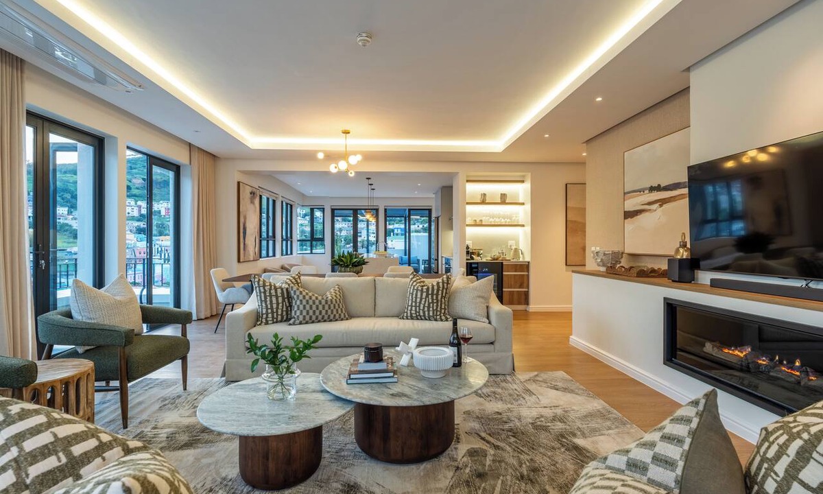 Bo'Kaap Apartment | Luxury 3 Bedroom Penthouse with Table Mountain Views