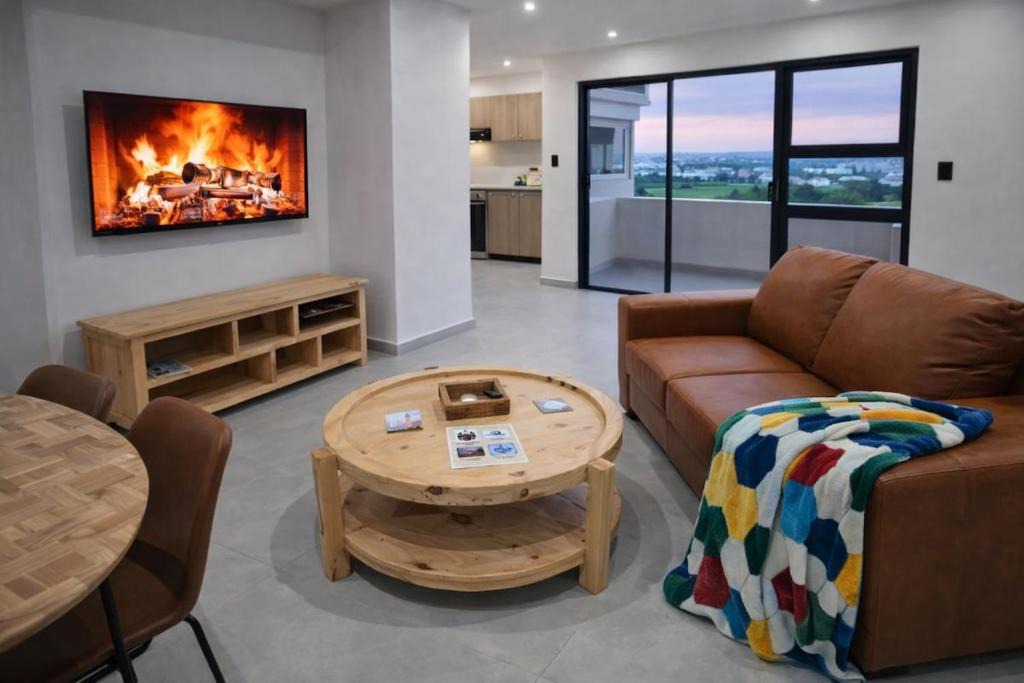 Marina Martinique Apartment | Marina Martinique - Cayman Heights 5