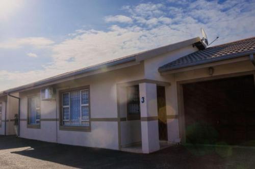 Richards Bay Apartment | Mbuso Guest House