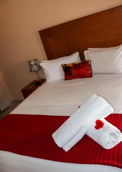Nqutu Hotel | Meet Mekaar Resorts - Nquthu Hotel