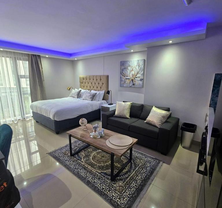 Emthanjeni House | Millennial Blue Haven
