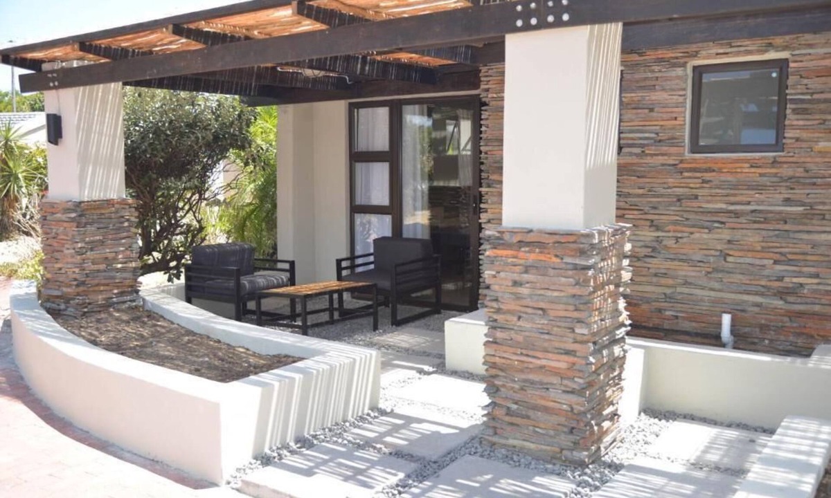 Milnerton Bed & Breakfast | Misasa on Orchard - Quarto Duplo Deluxe com Varanda 2