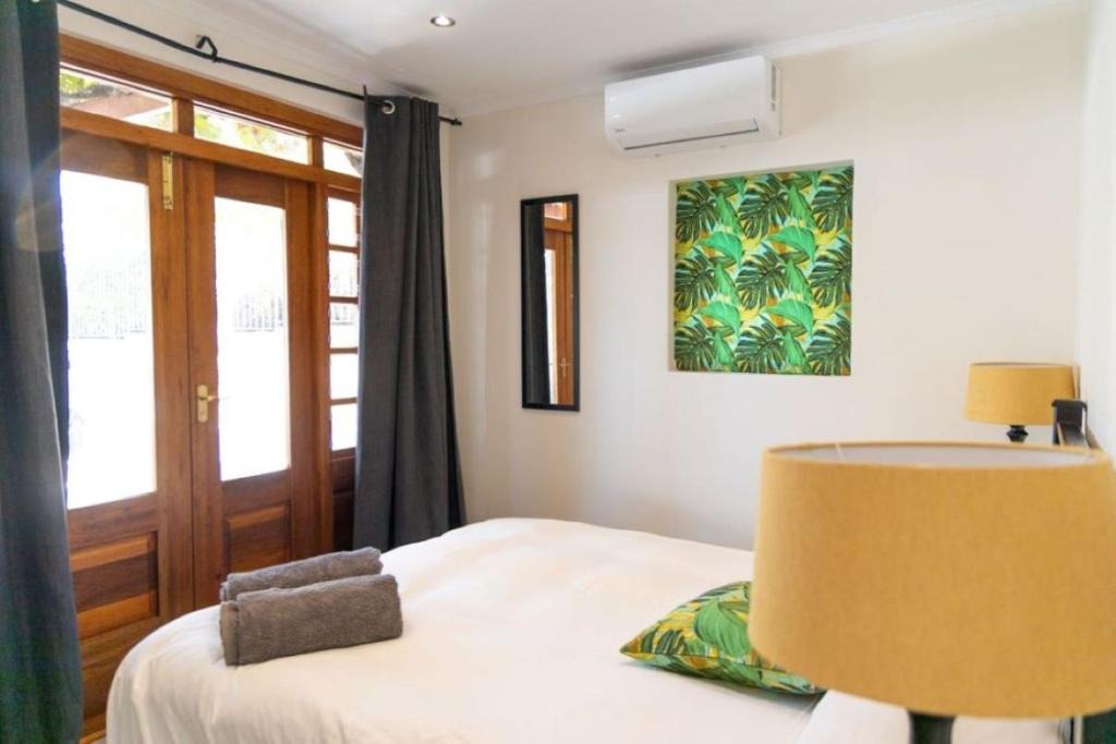 Koelenhof Apartment | Mitre's Edge Orchard Suite