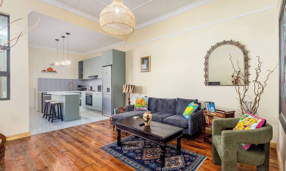 Observatory House | Modern 3-Bed Home with a Braai by Ctha