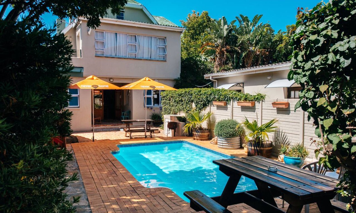 Westcliff Hostel | never@home Hermanus