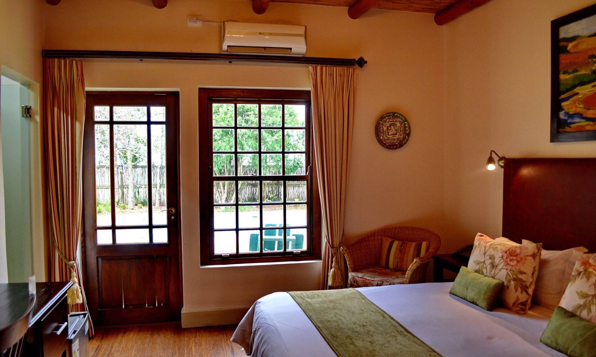 George Central Hotel | Oakhurst Hotel