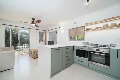 Shaka's Rock Apartment | Ocean Breeze Escape