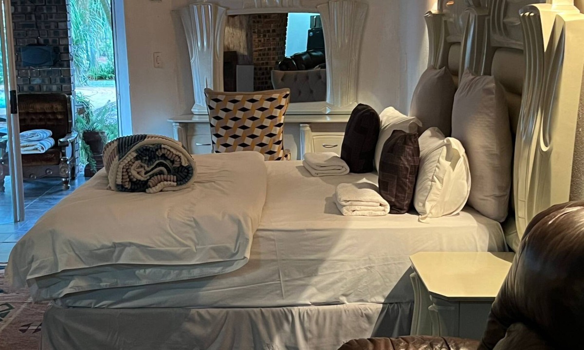 Mokopane House | One love suites