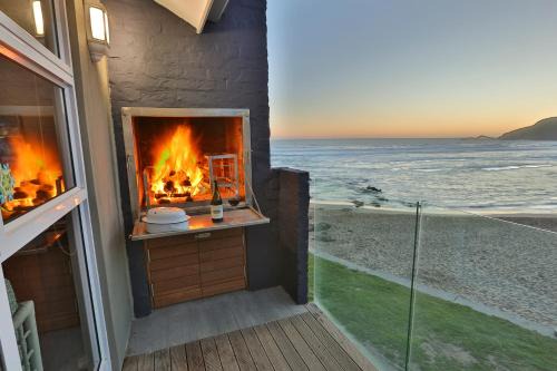 Herolds Bay Hotel | Oupa se Pitte