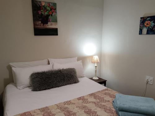 Somerset East Apartment | Pecan Grove
