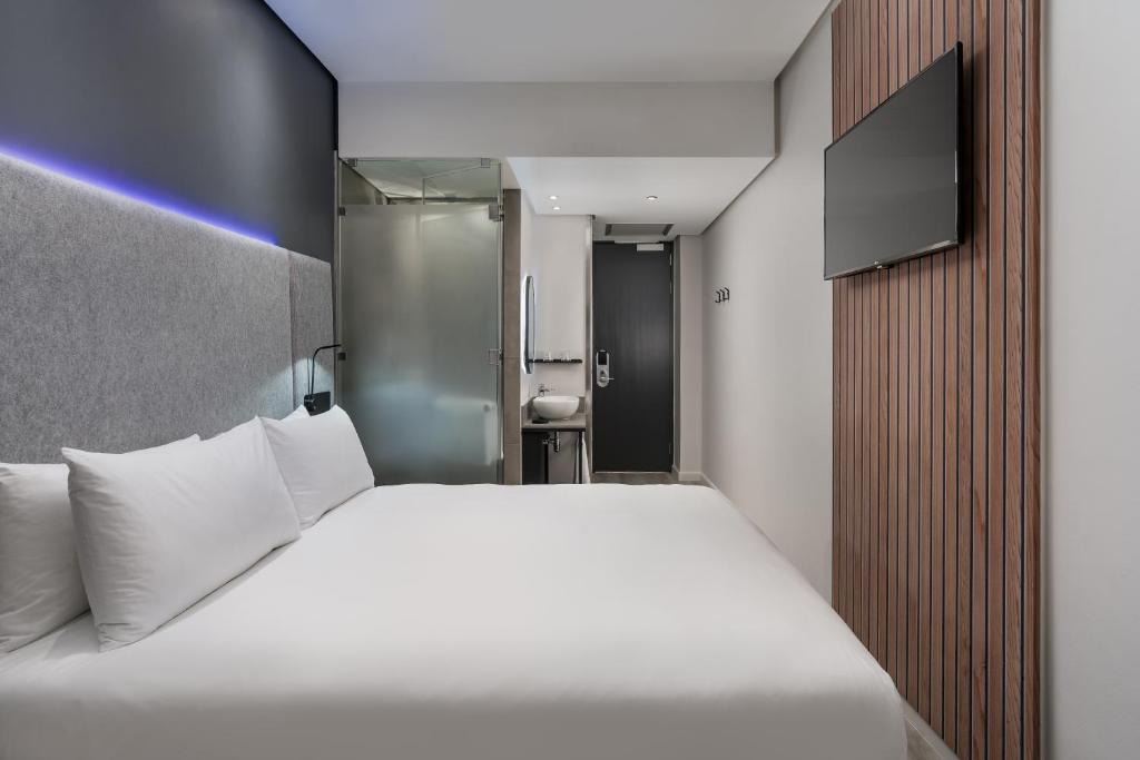 Cape Town City Centre Hotel | Protea Hotel Fire & Ice by Marriott Cape Town