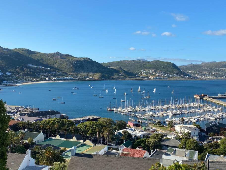 Simon's Town House | Regatta View - Simon's Town