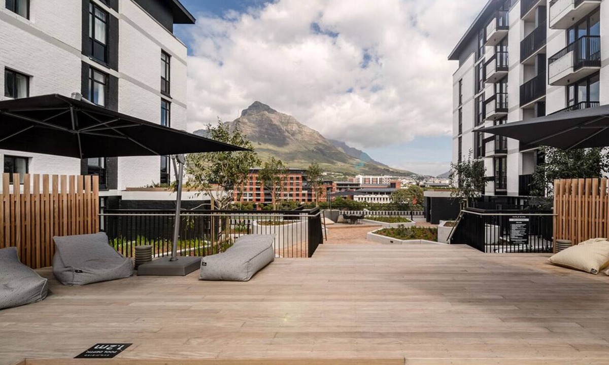 Observatory Apartment | Riverlands Sunbird Studio
