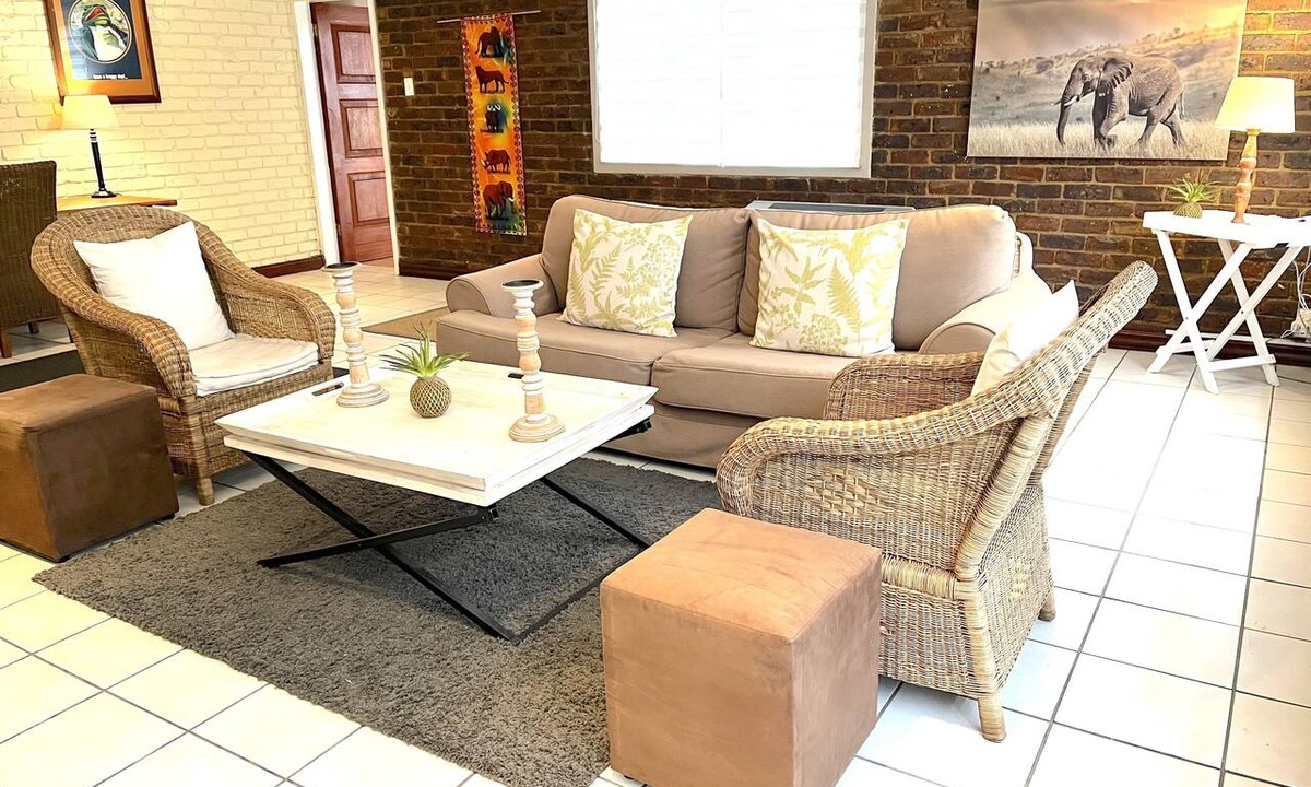 Kempton Park House | Safari Club SA