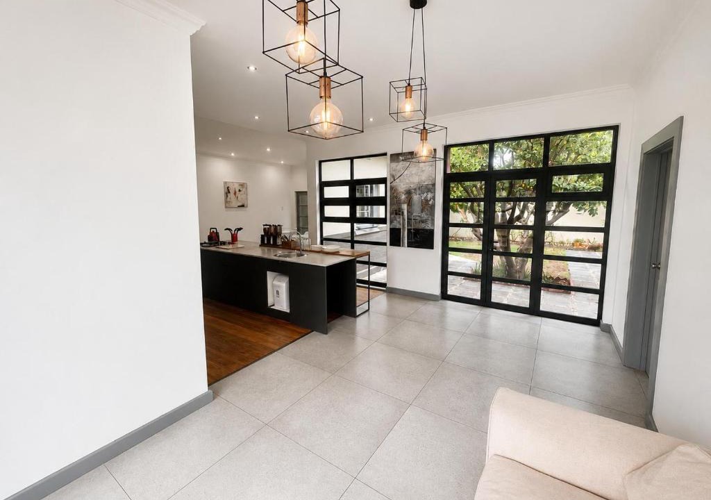 Eikenbosch Apartment | Salisbury House by 306 Accommodation