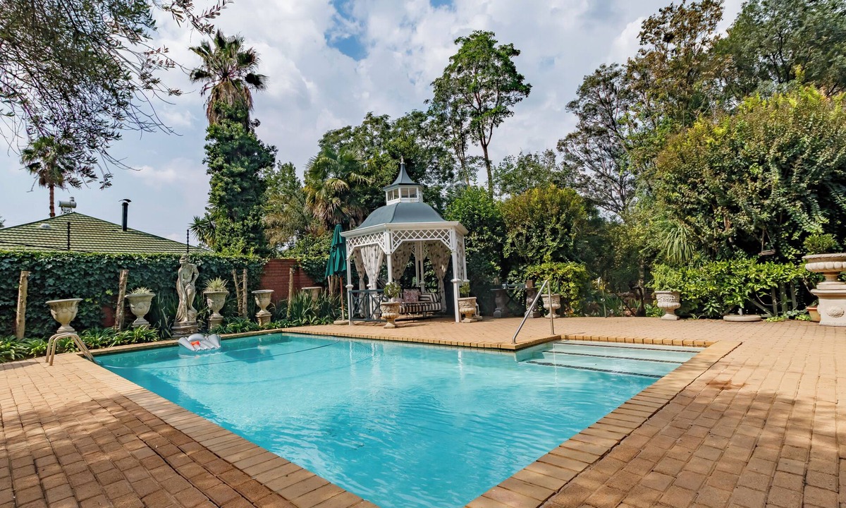Greater Johannesburg Metropolitan Area Bed & Breakfast | Sandton Amar Boutique