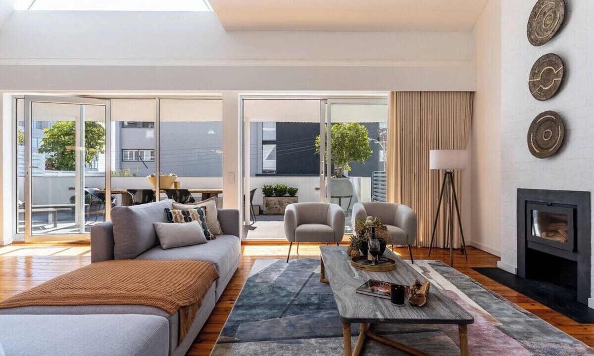 Sea Point House | Savanna House - Location, Luxury and Lifestyle