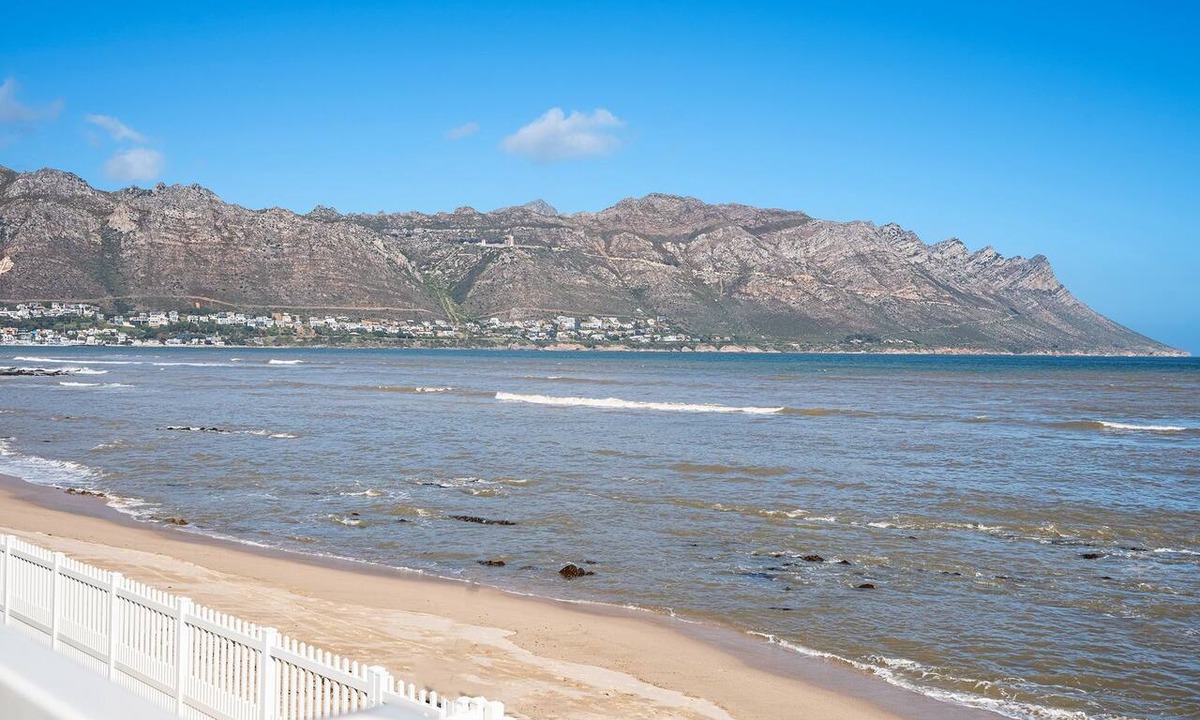 Gordons Bay Central House | Sea Haven 4 - Four Bedroom House, Sleeps 8