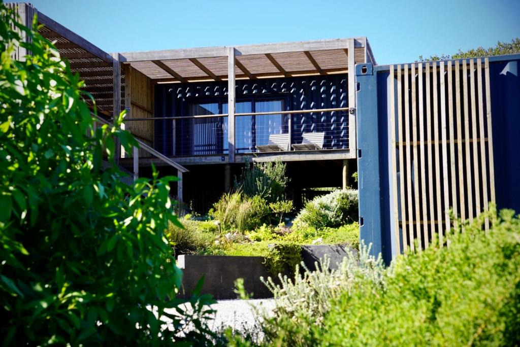 Gansbaai Apartment | Seaview Container Studio