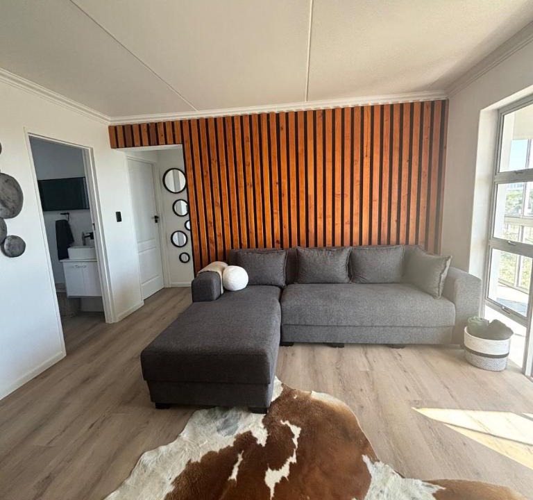 Big Bay Apartment | Stanley's Place at 212 Salerno