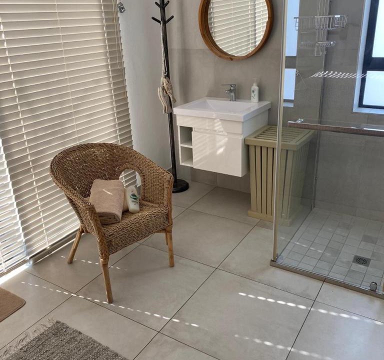 St. Helena Bay Apartment | Stay Over at 113