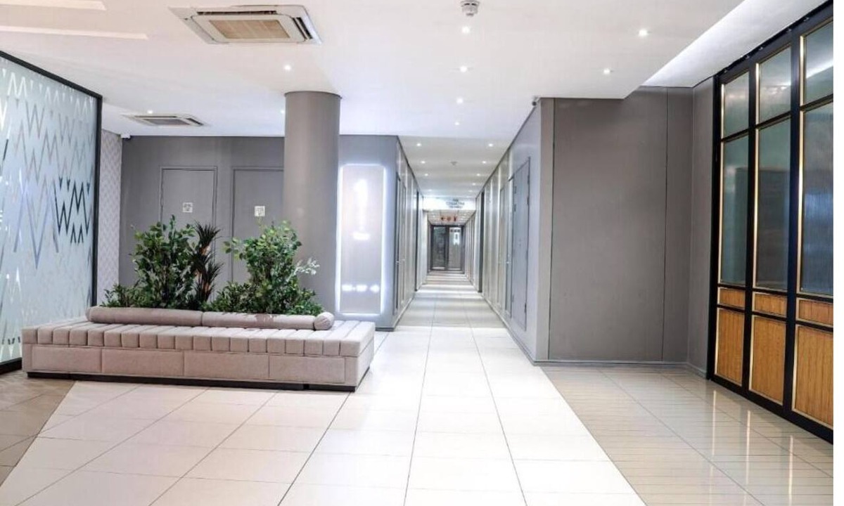 Greater Johannesburg Metropolitan Area Apartment | Stunning 3-bedroom apartment in the heart of Sandton