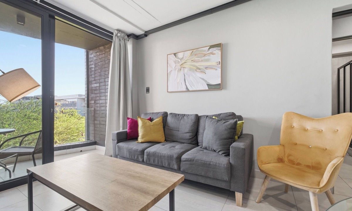 Umhlanga Apartment | Stylish 2BR @ The Onyx | Rooftop Pool and Braai