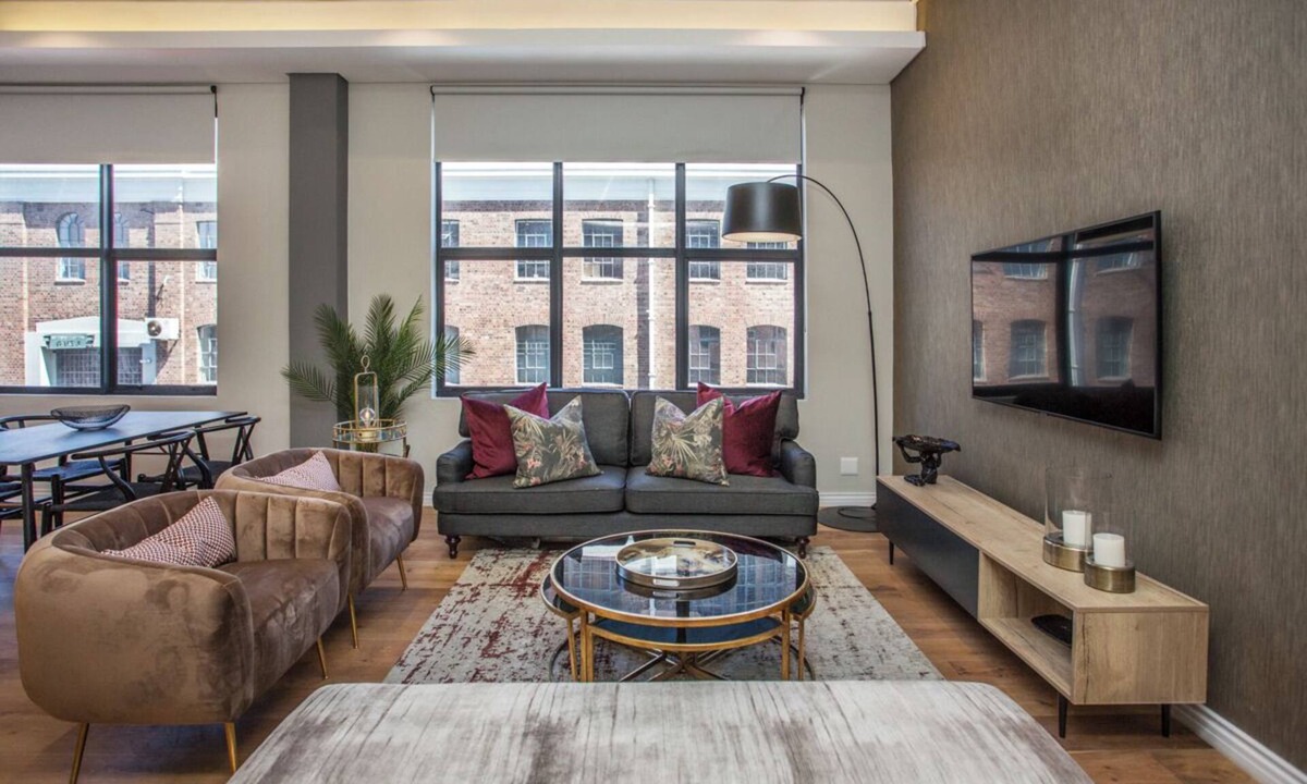 Cape Town City Centre Hotel | The Docklands Executive Apartment