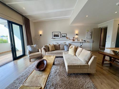 Knysna Central Apartment | The Gallery Dream Family Suite