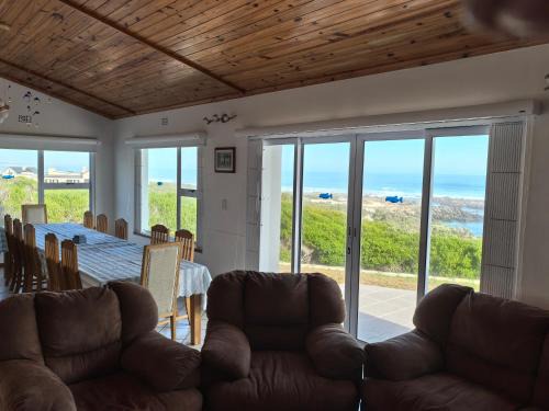 Pearly Beach House | The Lookout