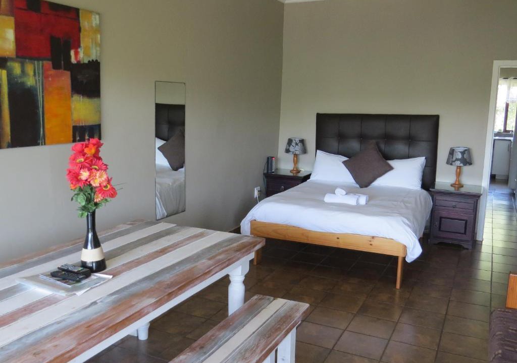 Sea Park Cabin | The Tweni Waterfront Guest Lodge
