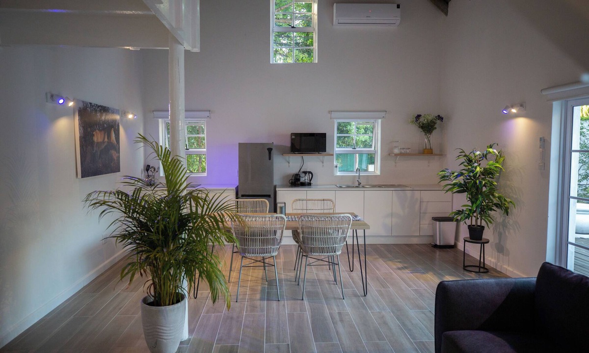 Franschhoek Hotel | TheLab Villa