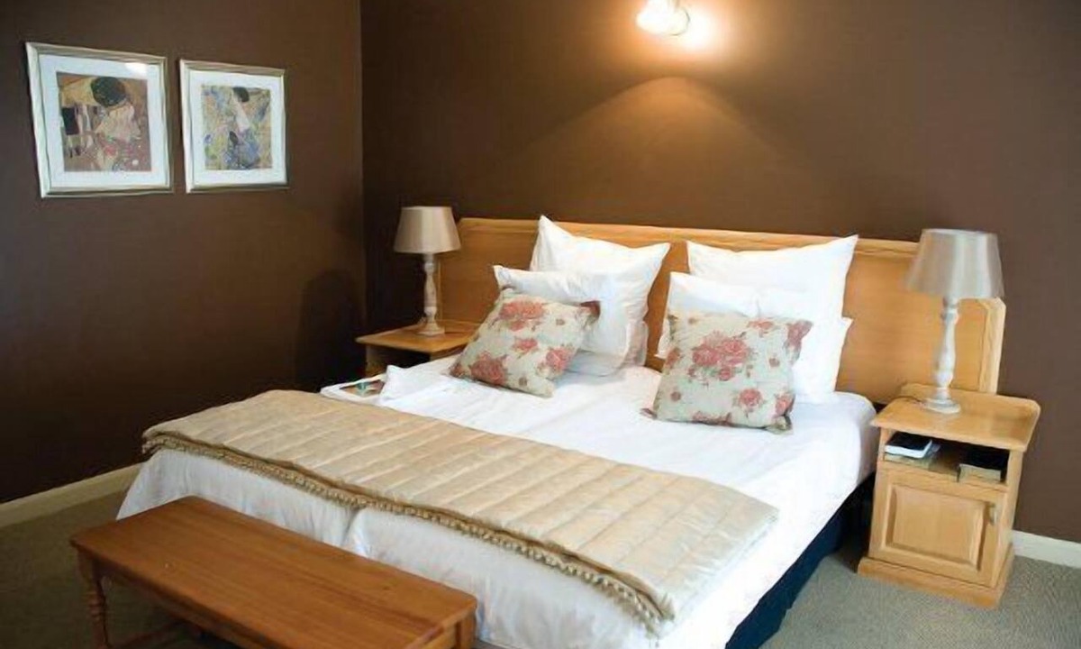 Three Rivers House | Three Rivers Lodge