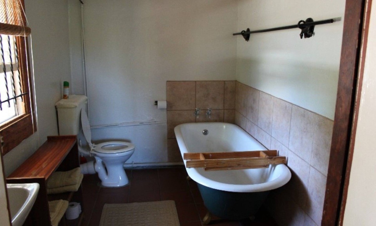 Graaff-Reinet House | Trackers Inn