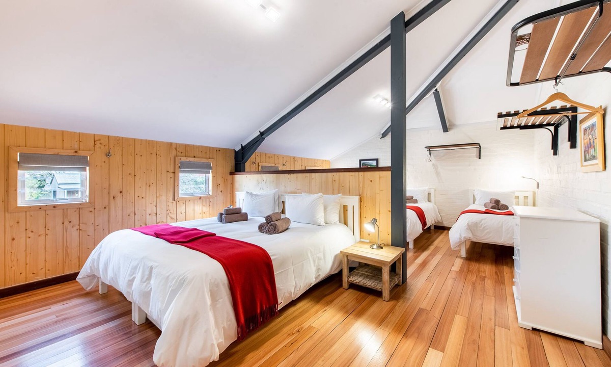Elgin Hostel | Trails End Bike Hotel