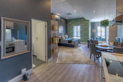 Firgrove Rural Apartment | Trebuchet Studio Apartment