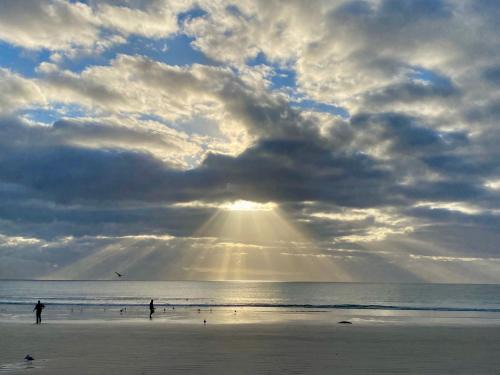 Fish Hoek House | Una Bella Vita - Comfortable Overnight Stay in Fish Hoek