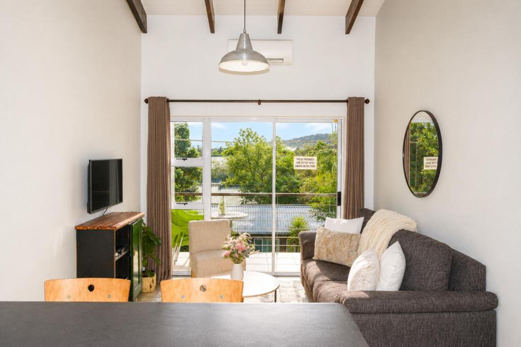 Knysna Central Apartment | Unit 14 Trotter Street Knysna Central