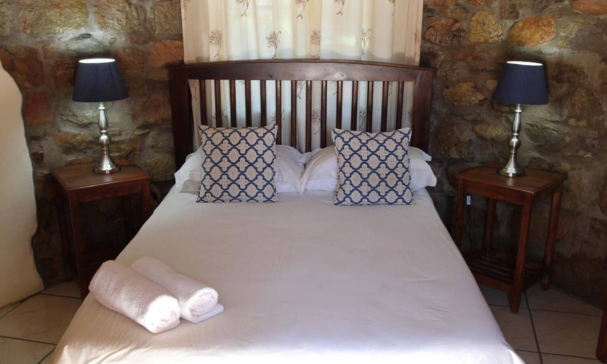 Philippolis Bed & Breakfast | Van Zylsvlei B&B