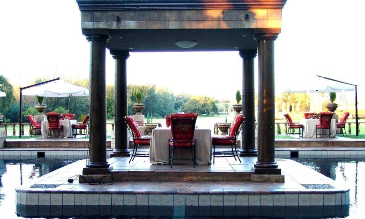 Centurion Hotel | Velmore Hotel & Spa